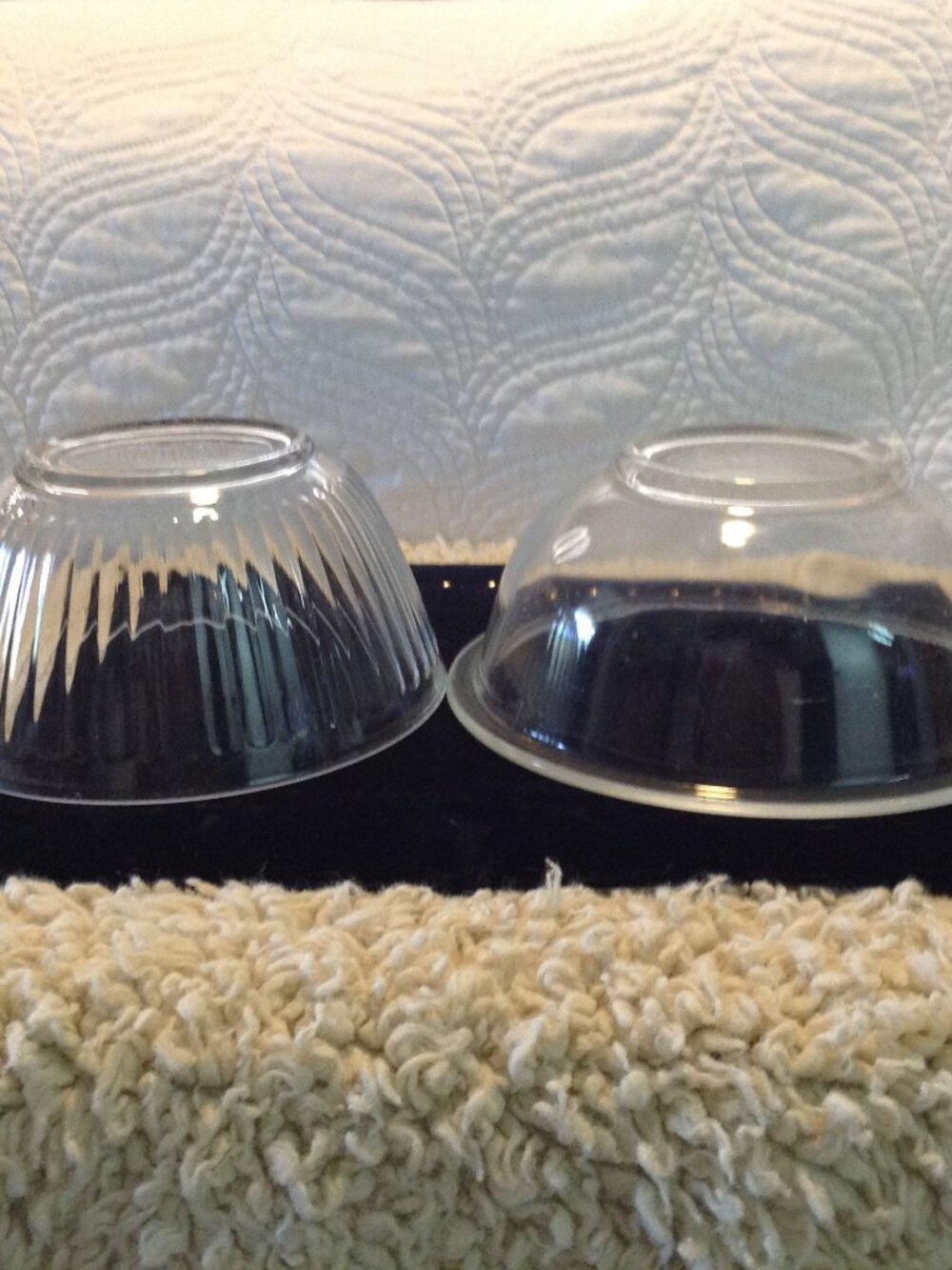 (2) Pyrex Mixing Bowls 1 Ribbed 1 Plain Iconic Quality Nostalgic Glass Cabincore - Picture 4 of 6